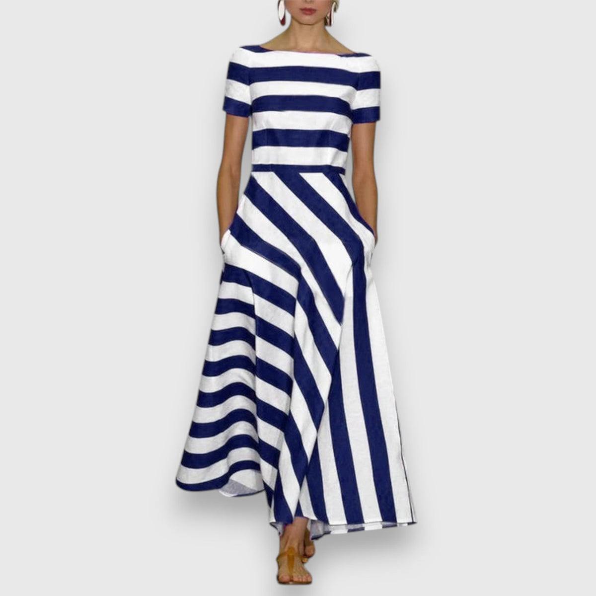 Iselore | Women's Sophisticated Dress with Figure-Flattering Cut
