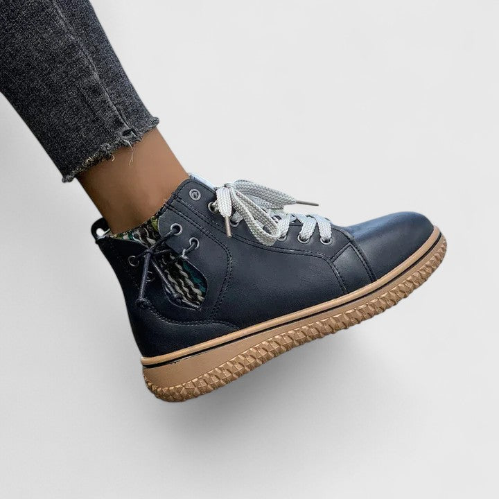 Nyrah | Women's Lace-Up Orthopedic Boots with Non-Slip Sole and Lined Interior
