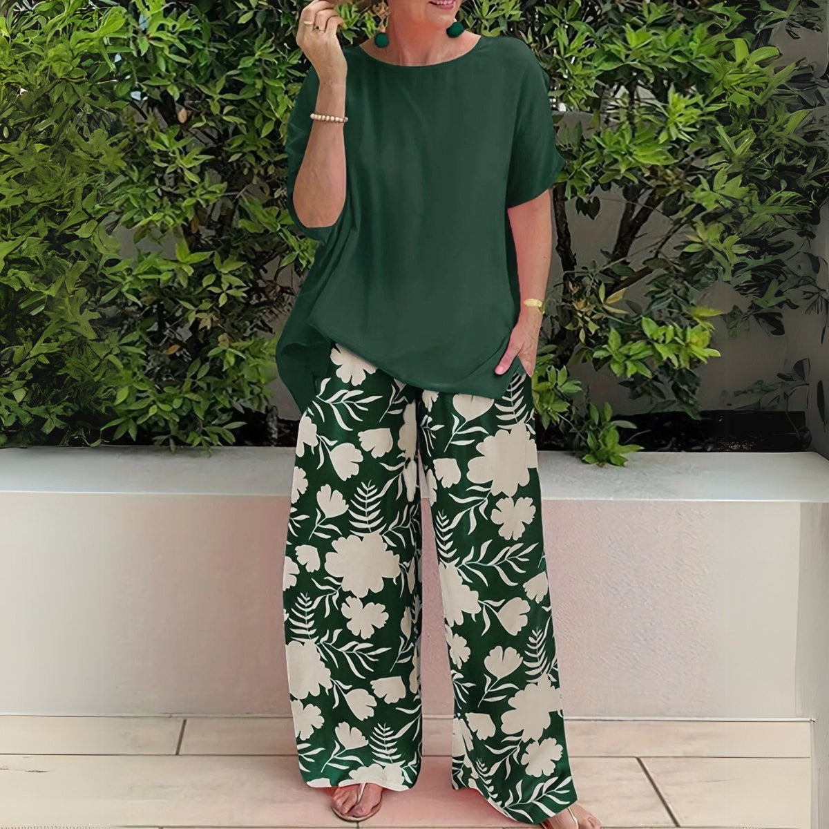 Madison | Women's Plus Size Two-Piece Set with Floral Wide-Leg Pants and Relaxed Top