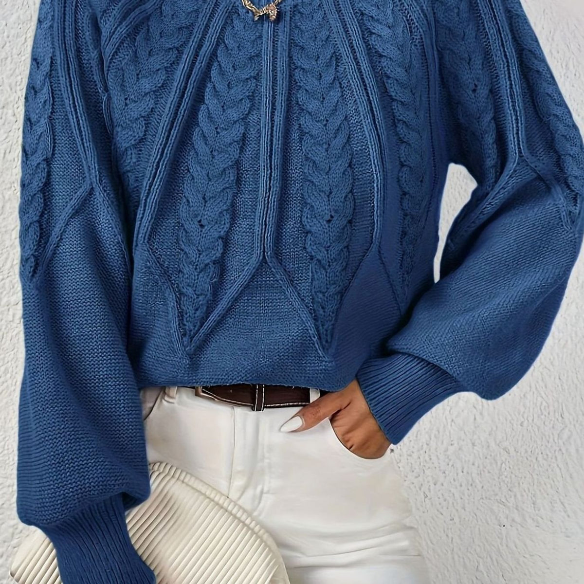 Scarlett | Women's Cable-Knit Raglan-Sleeve Round-Neck Sweater