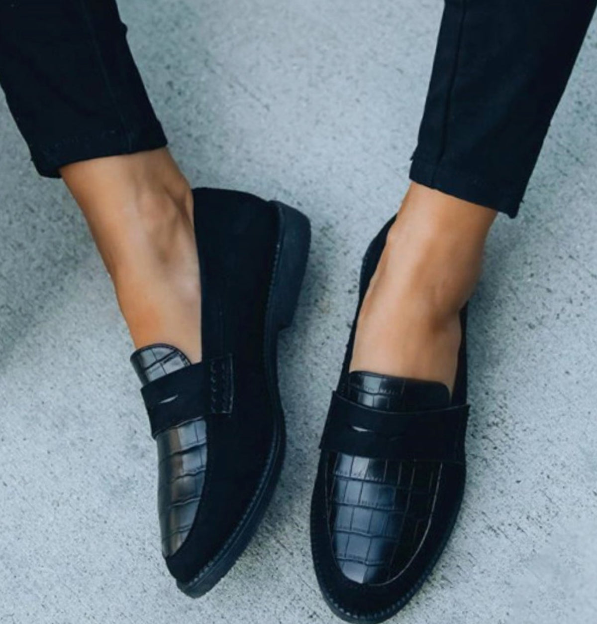 Isabella | Women's Croc-Embossed Slip-On Penny Texture Loafers