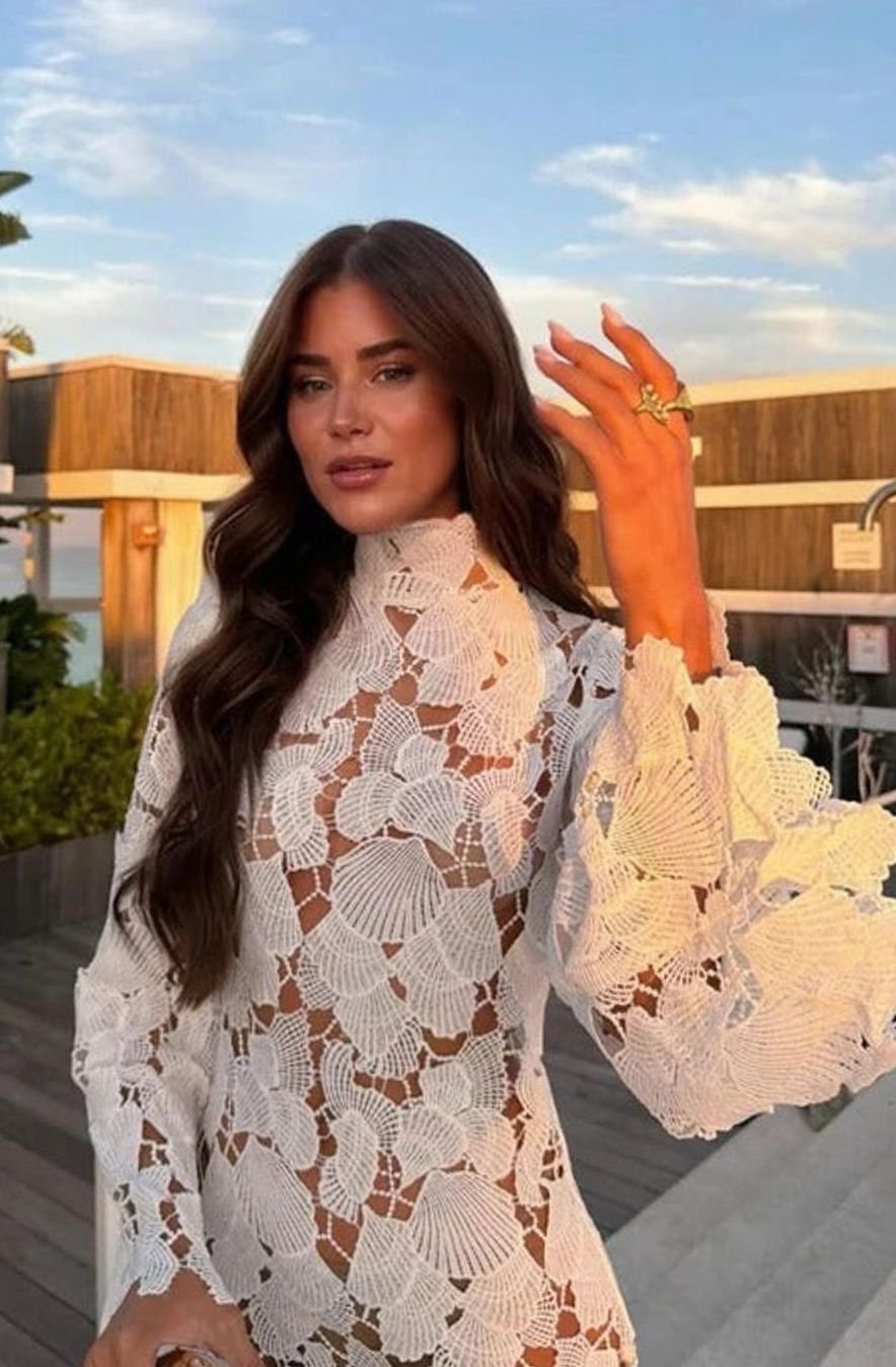 Olivia | Women's Floral Lace High-Neck Long-Sleeve Mini Cocktail Dress
