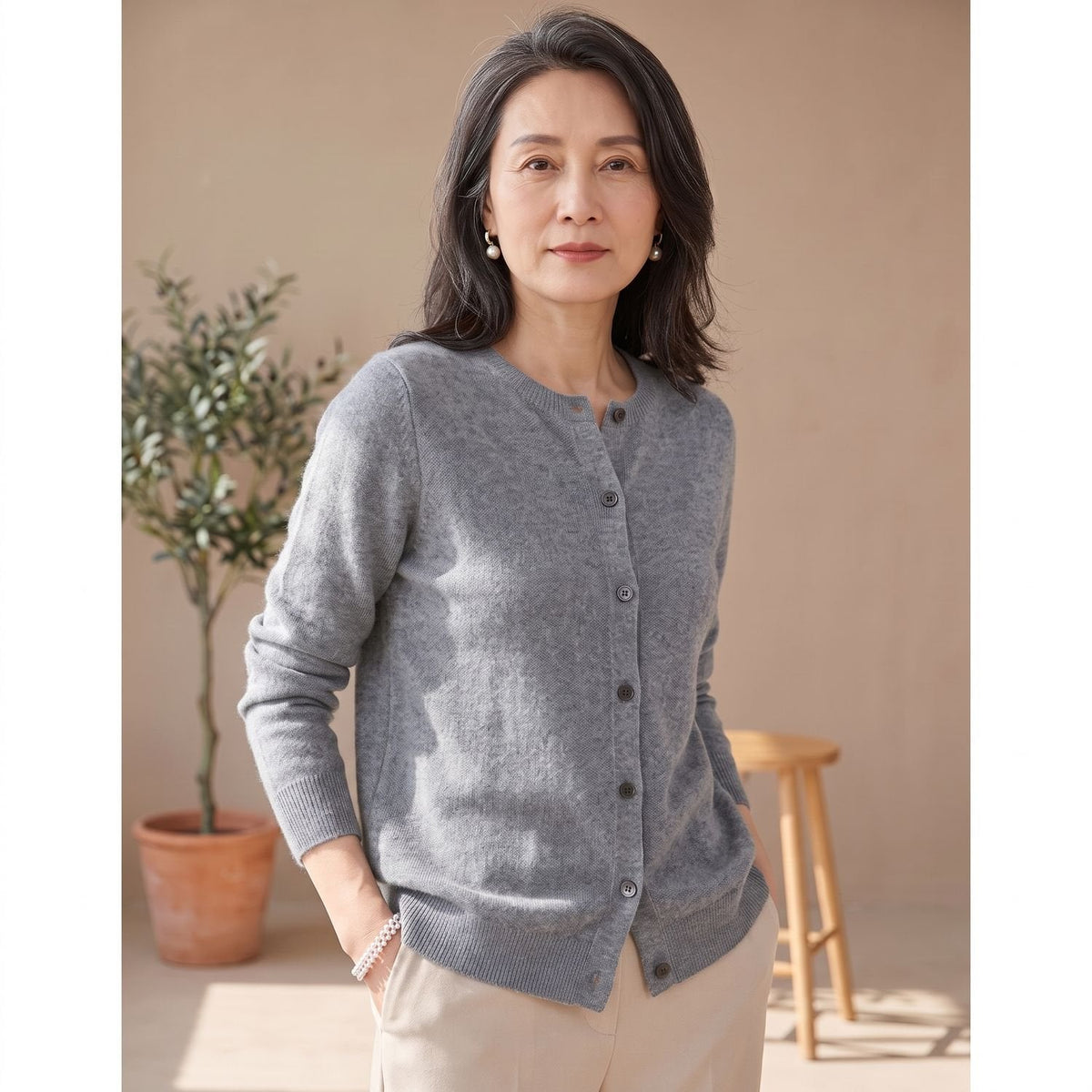 Camila | Women's Merino Wool Cashmere Button-Front O-Neck Cardigan